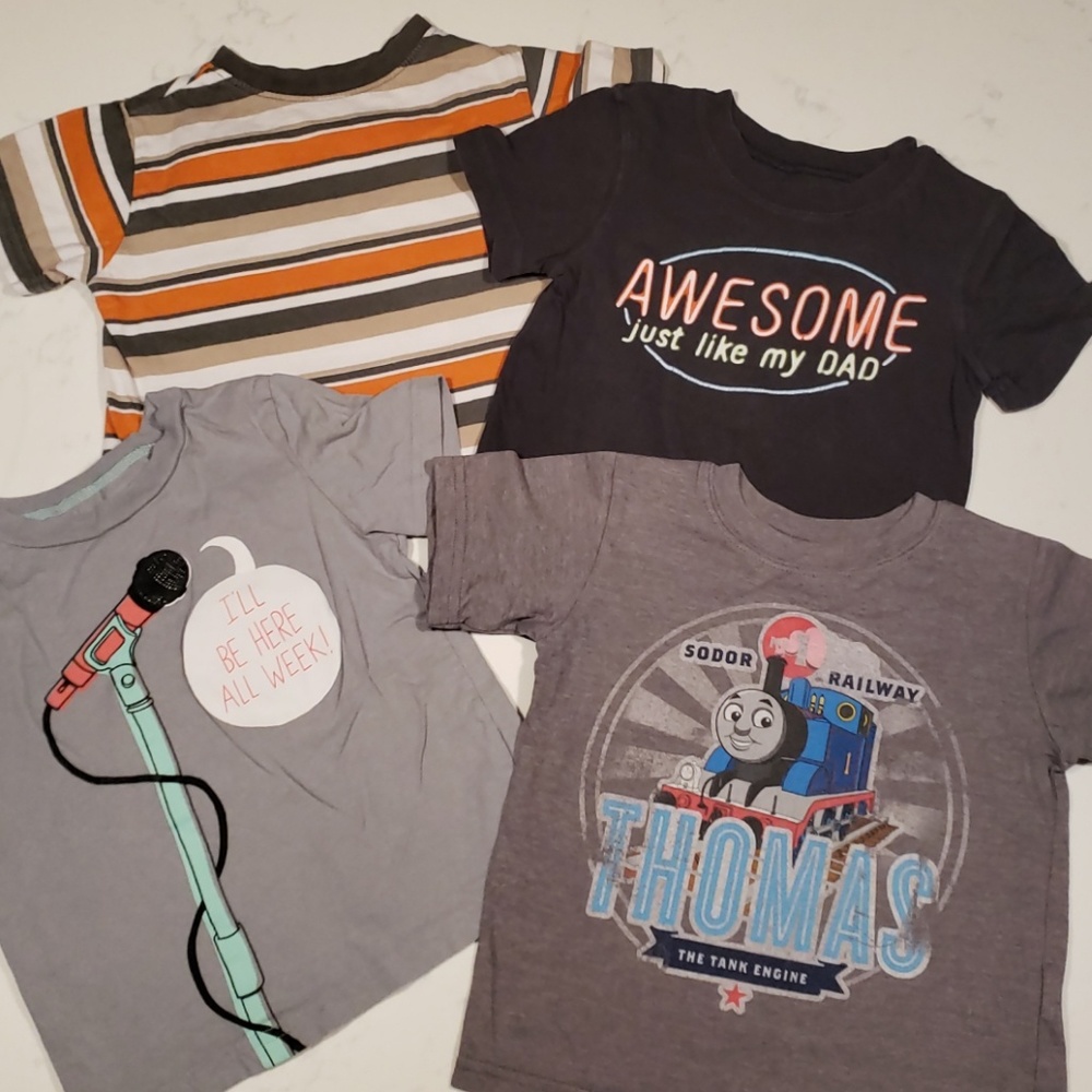 Bundle of 4 short sleeve tees